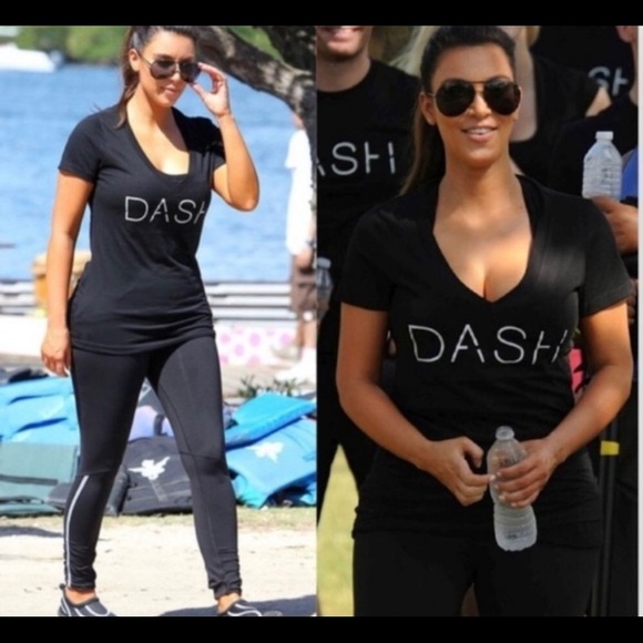 💚SALE💚
 Kardashians “DASH” black vneck🖤 - Picture 2 of 4